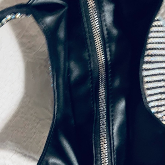 Bedazzled black crystal purse great for a night out stunning gift holiday Gifts - Picture 7 of 12